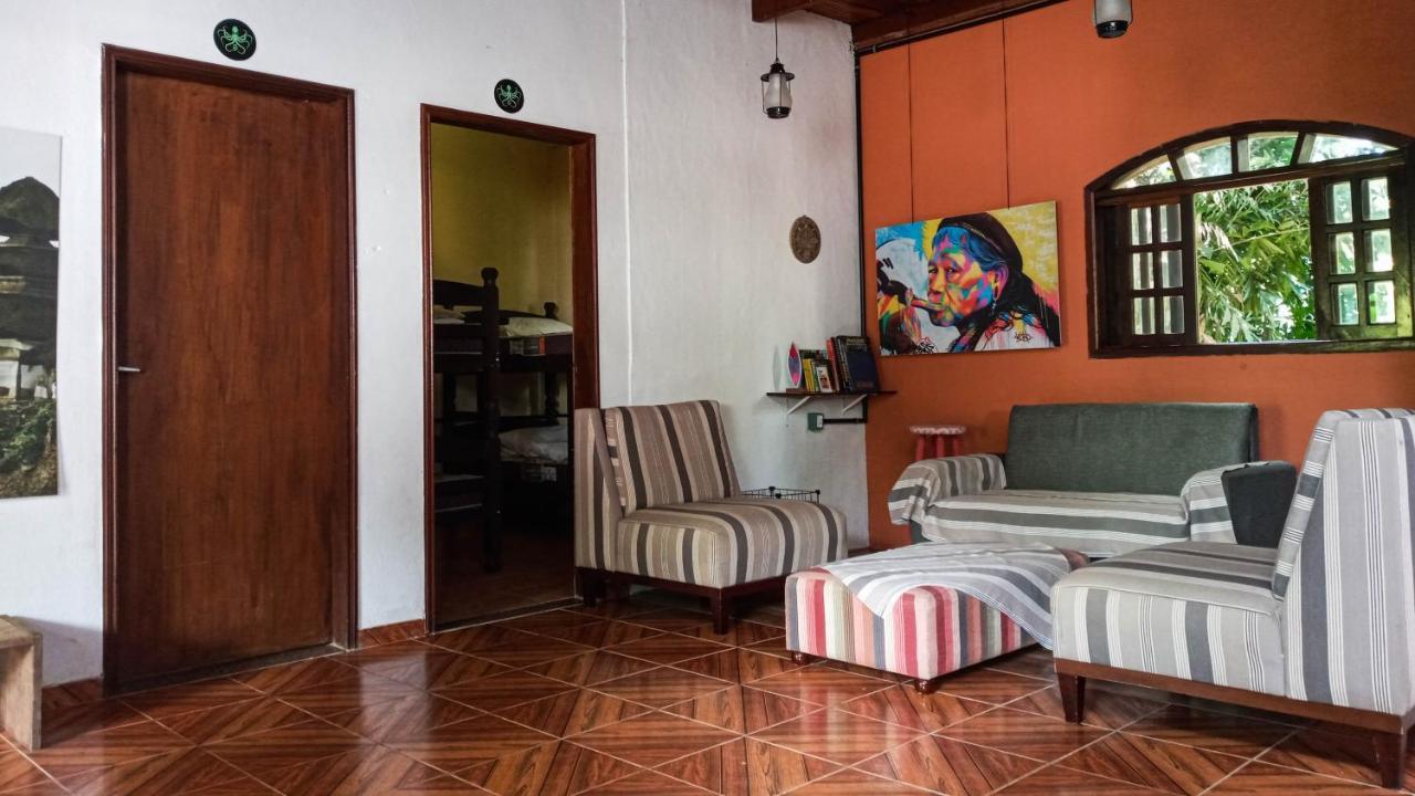 אובטובה Hostel Marthi Itamambuca מראה חיצוני תמונה
